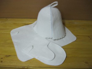 Zestaw Sauniarza biały - czapka rękawica ręczniczek